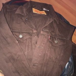 Women’s brown Levi jacket